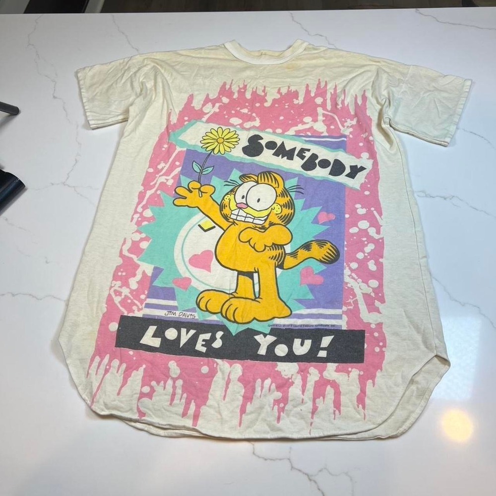 Flirts Garfield oversize Women Vintage 80s Somebody Loves You Graphic Tee